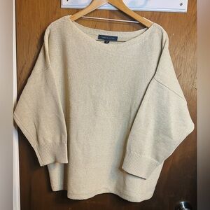 Women’s TOMMY HILFIGER Ivory and Metallic Sweater with 3/4 sleeves Size XL